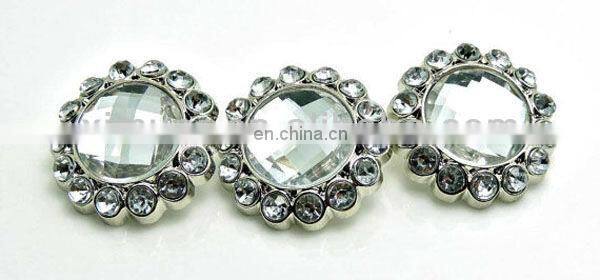 Trendy wholesale rhinestone antique silver button