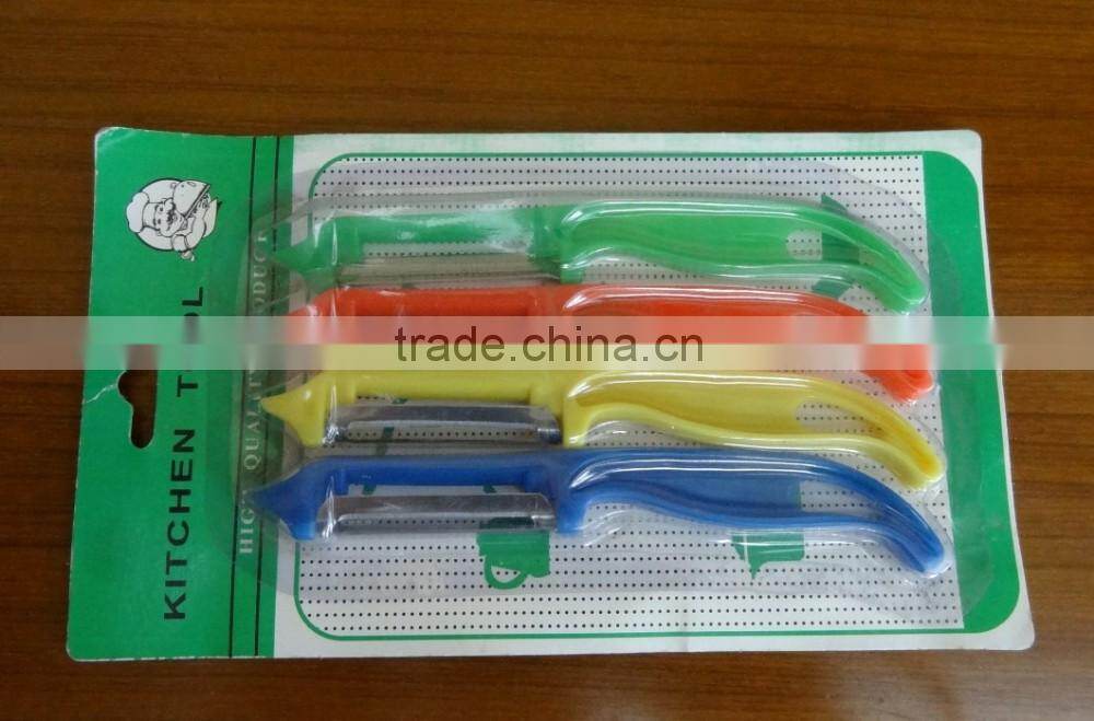 4 pcs fruit vegetable peeler with slicer