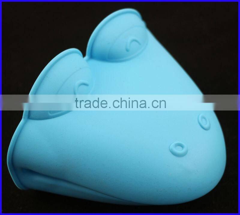 Lovely Cut Dog Shaped Gloven Oven Gloves