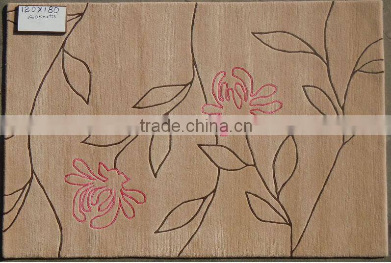 Flower and bird pattern carpet