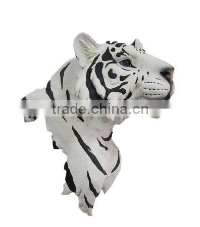Polyresin animal with hook 3d wall decor