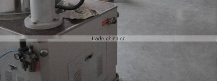 Plano convex cylindrical lens