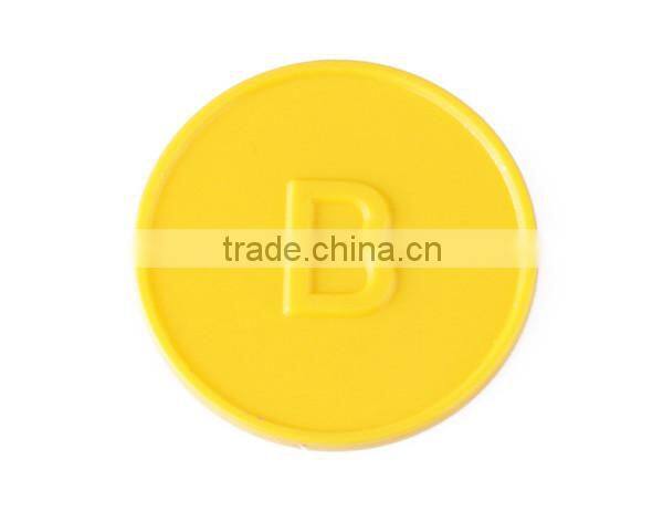 cheap plastic token / customized logo / text and picture