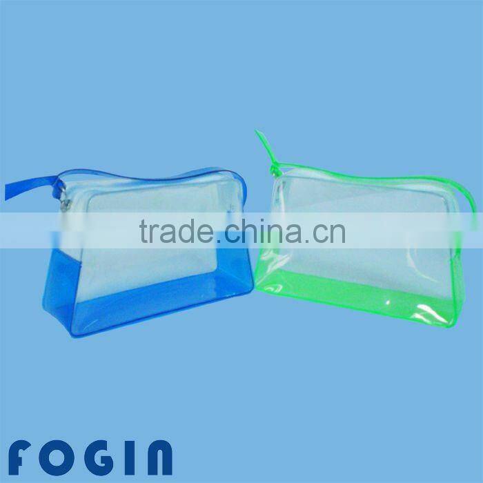 PVC BAG WITH DIE CUT HANDLE