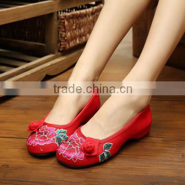 Women's Shoes Old Peking Flower Embroidery Slip On Flat Casual Cloth Walking Shoes Oxford Sole