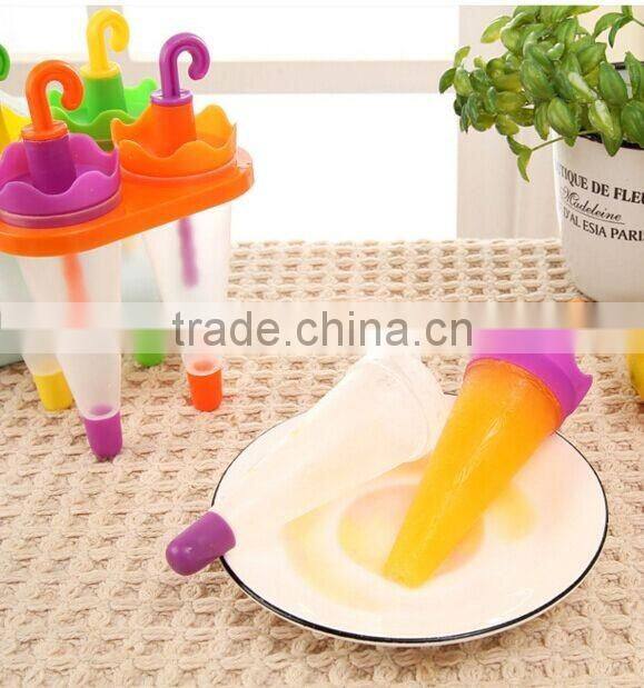 Set of 4 Ice Cream Pop Molds Ice Lolly Makers
