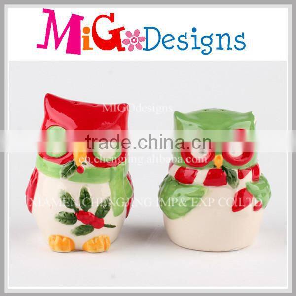 2 colors Owl Ceramic Herb Spice Shakers Set Wholesale