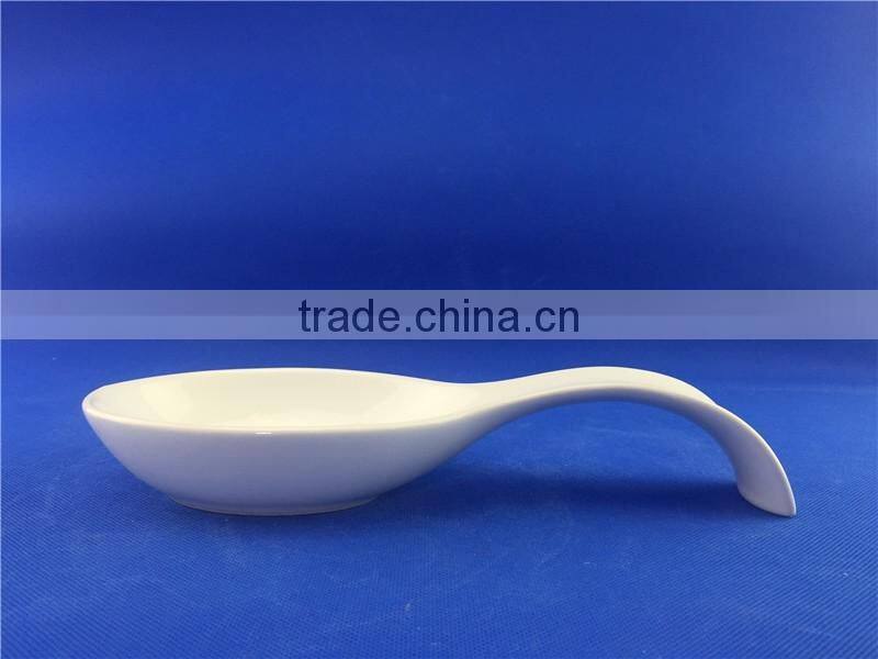 2017 stocked white decorative bakeware