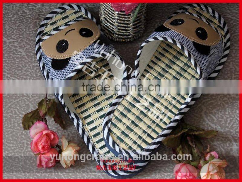 Natural bamboo slipper