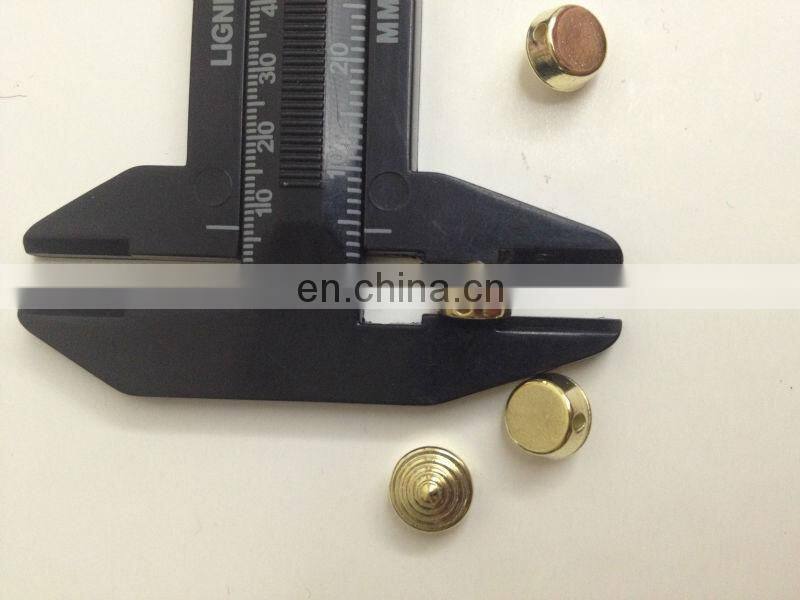 hot sell punk ccb skull studs glue on clothing bags garment accessories