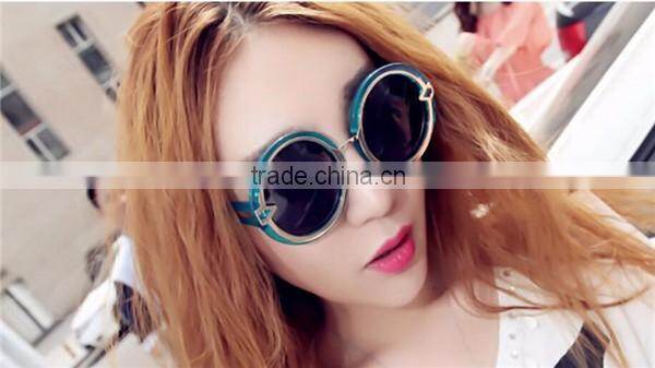 hot selling fashion small round transparent crystal full frame sunglasses with custom logo