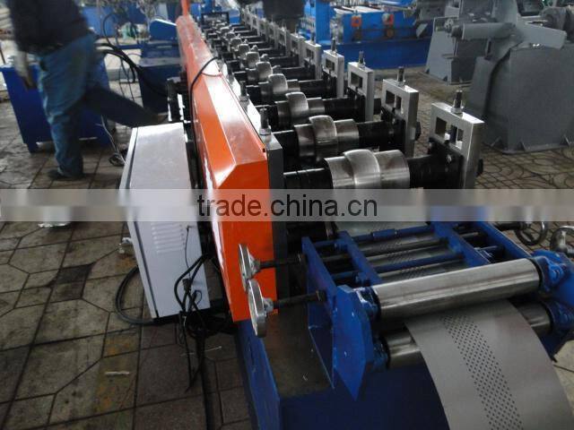 high quality roll shutter door roll forming machine/roller shutter/rolling slats production line