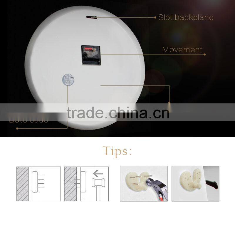 High quality Relief embossed delicate family decor mini clock/