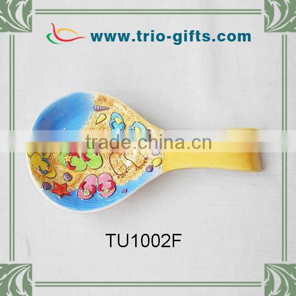 Hot wholesale ceramic spoon tropical fish decoration