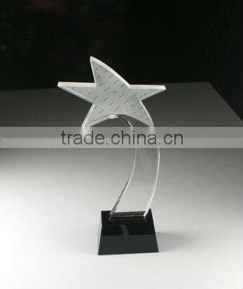 Crystal pyramid plaque with engraving crystal trophy