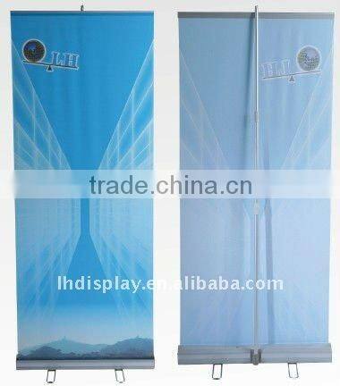 With two metal foot height is telescopic roll up banner