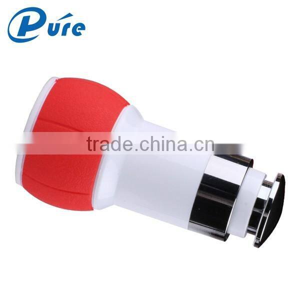 usb car charger 5v2.4a universal usb portable mobile car charger with patent factory directly selling