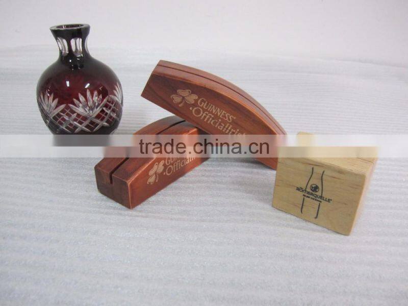 2016 new hot eco friendly restaurant craft gift wholesale decorative bar table top stand wooden menu card holder made in China