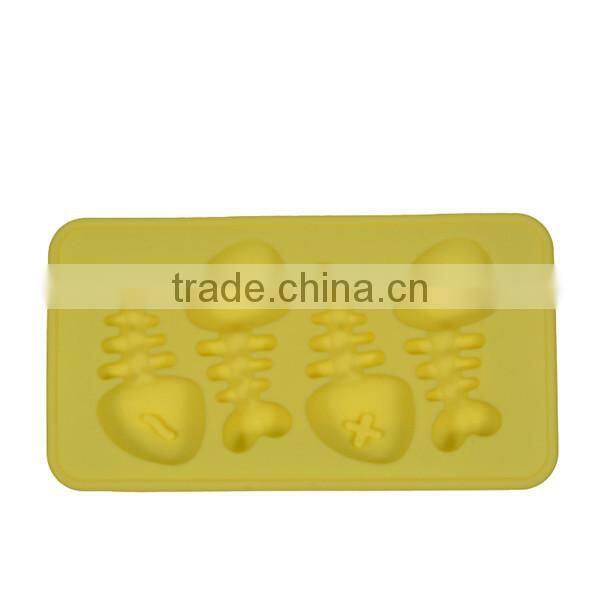 Fancy 4 cavity fishe bone shaped silicone ice cube tray maker