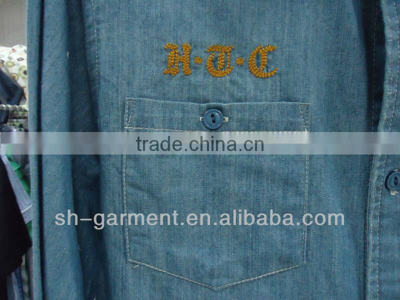 womans blue long sleeve shirt