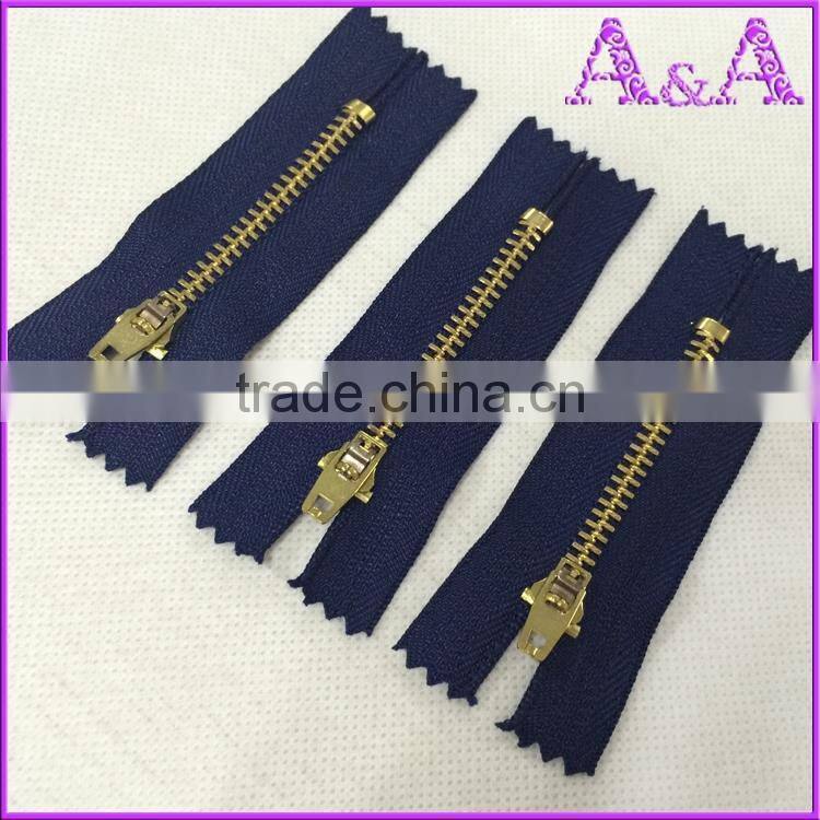 #4 metal zipper,with YG slider,close end, for brazil market