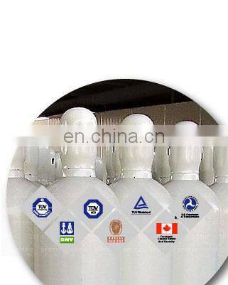 filling oxygen gas cylinder
