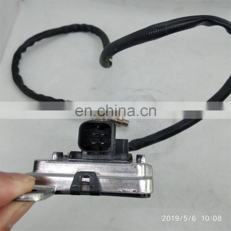 Truck Spare Parts 4326868 5WK96752C NOX SENSOR