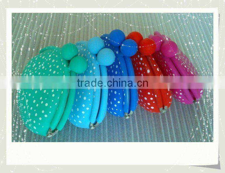 Cute and Mini silicone coin bags with new pattern colorful
