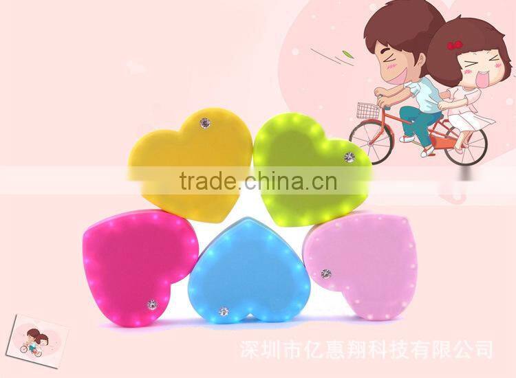 Customized heart power bank 6000mAh power battery charger no logo