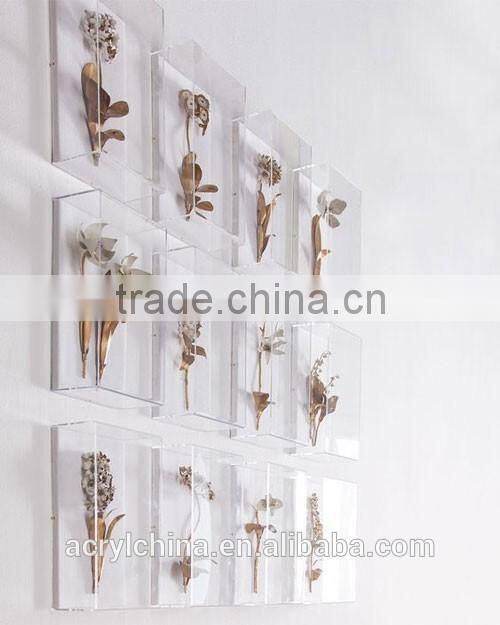 Arylic box and preserved flower