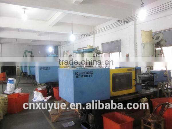 XY-A-002-10 5 pin Holland plug with ROHS certification