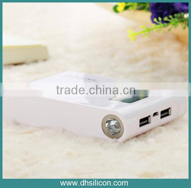 12000mAh mobile device power bank