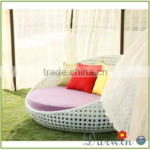 Fashionable rattan wicker high end beach hammock daybed
