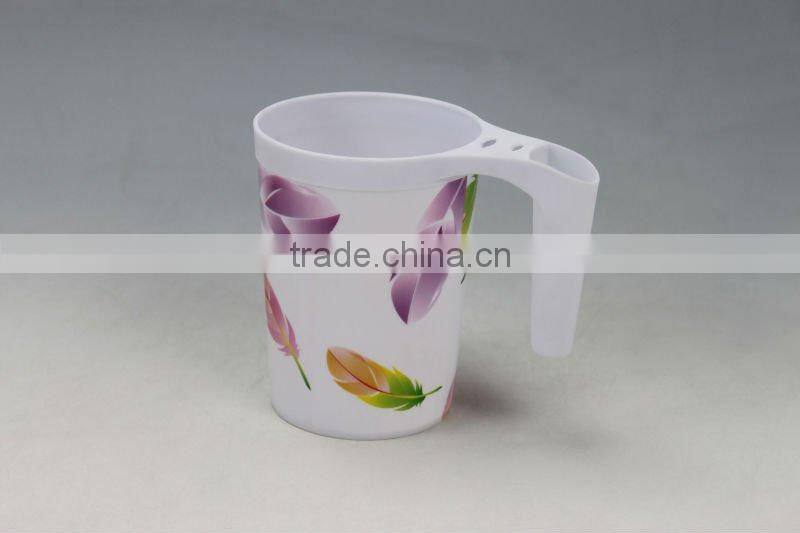 Plastic water cup