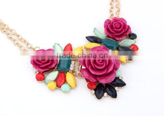 New Hot Selling Flower Choker Collar Vintage Pendant Statement Necklace Women