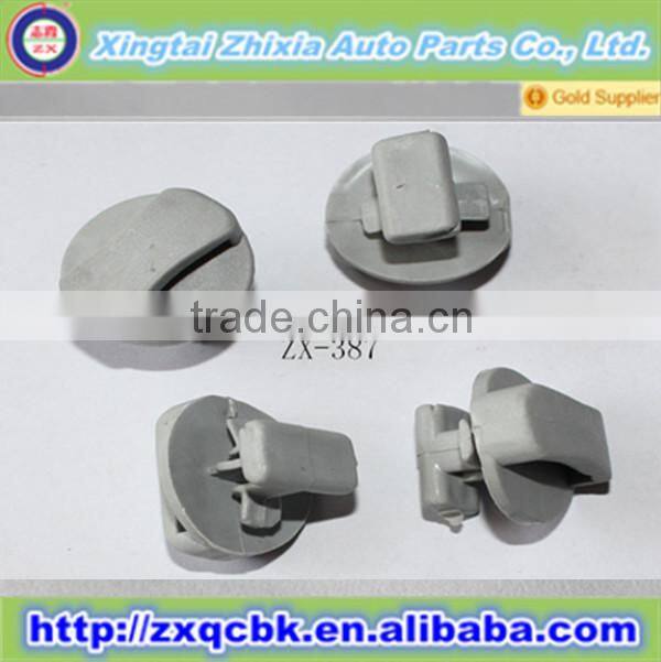 ZX high quality oem auto plastic clips fasteners for car supplier