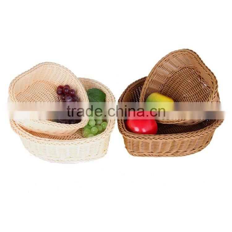S&D Handmade poly rattan washable wicker durable heart shape empty storage basket for fruit vegetables gift and flower