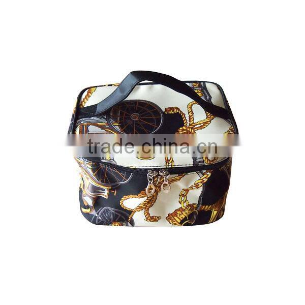 Personalized zipper cosmetic bag wholesale