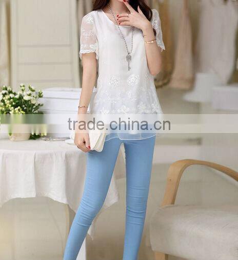 Embroidery lace chiffon round neck t- shirt with short sleeves