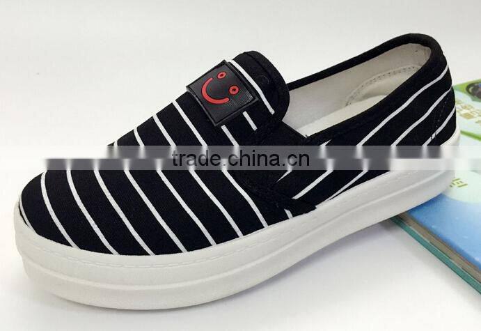 GZY high quality fashion cheap price jeans canvas sell stock lots of shoes