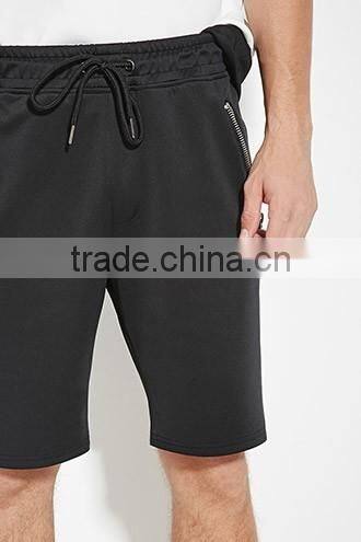 Man four minutes of pants draw string waist shorts
