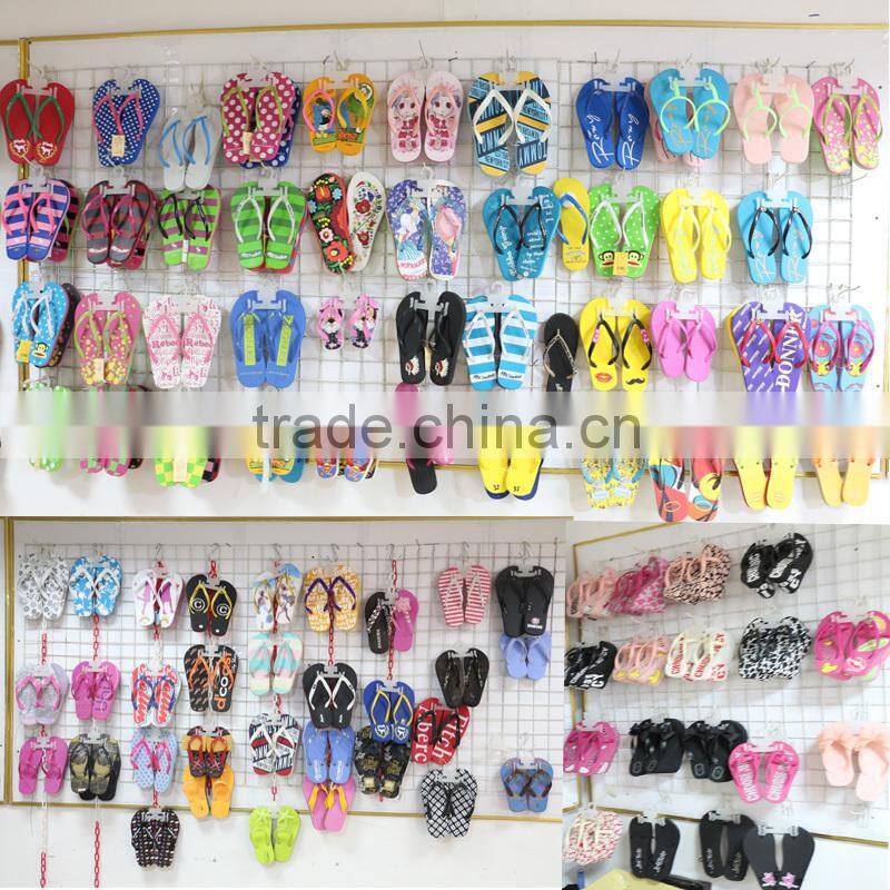Guangzhou factory customization fashion lady beach slippers flip-flops