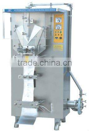 Full - automatic liquid packing machine