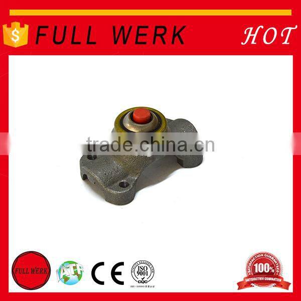 High quality CV Centre Yoke, universal joint coupling, drive shaft tractor 4wd for sale on F ord,R2-21-1544
