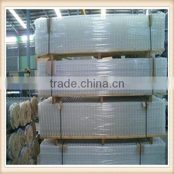 qiangyu hot sale galvanized wire mesh fence / panle fence for sale