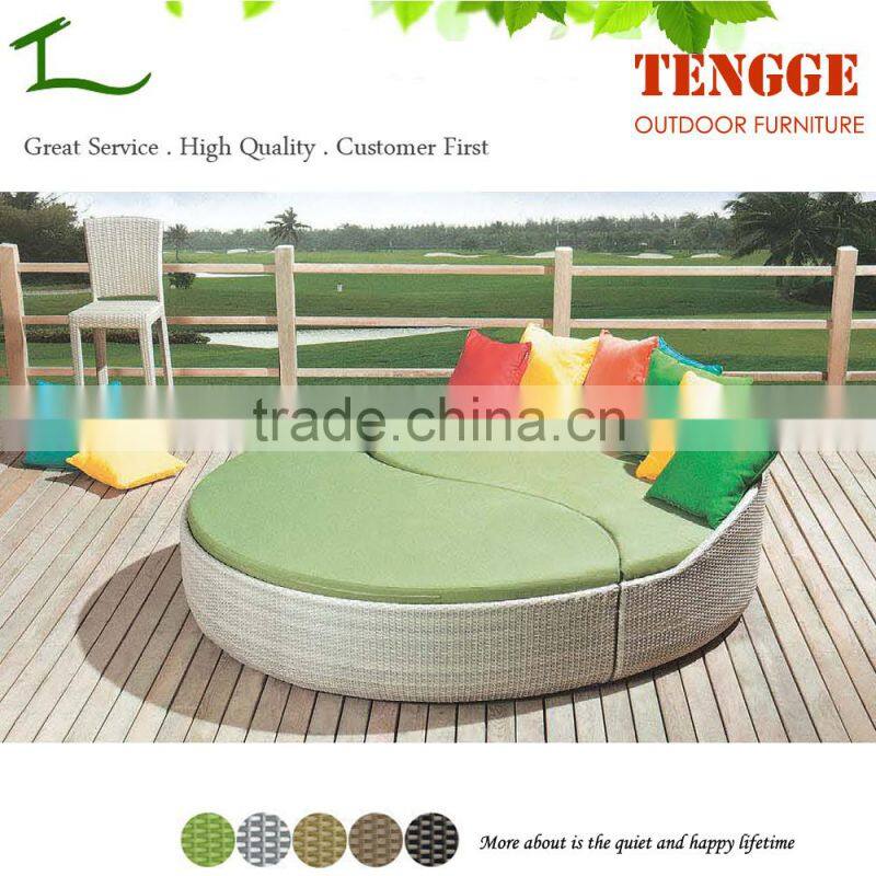 YH-7022 Comfortable 2 in 1 style wicker rattan round sofa bed