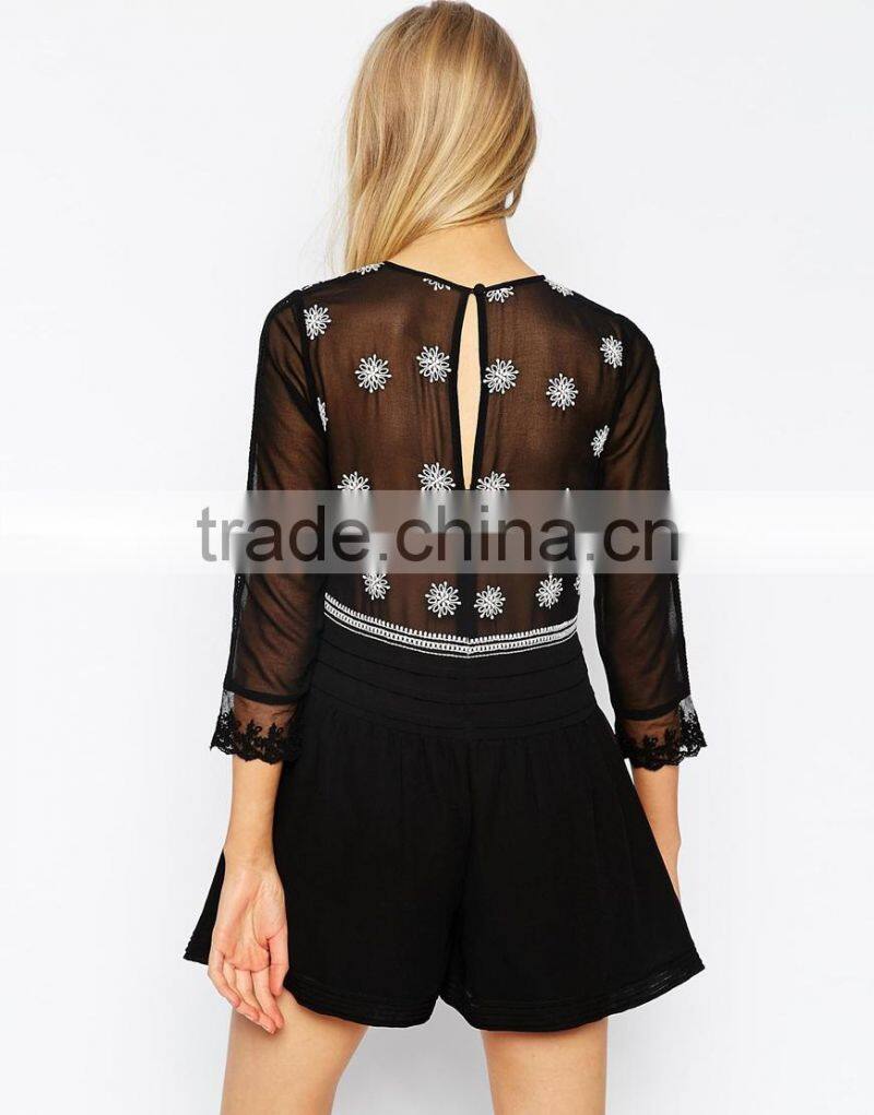 2015 fashionable hot sale OEM customized Woven Romper With White Embroidery