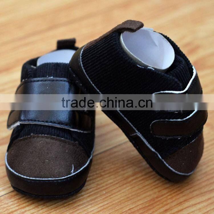 Stylish nylon tape corduroy baby shoes