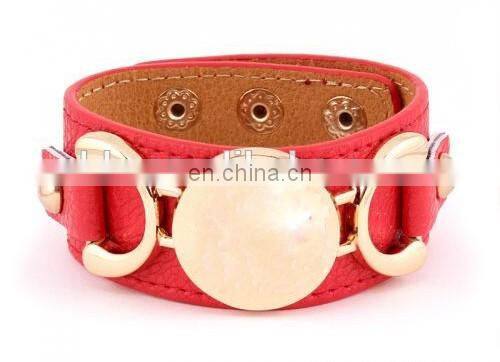 Thin leather wrap with Round plate Monogram Bracelet