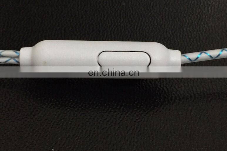 Cheap glow in the dark glowing stereo earphone with mic